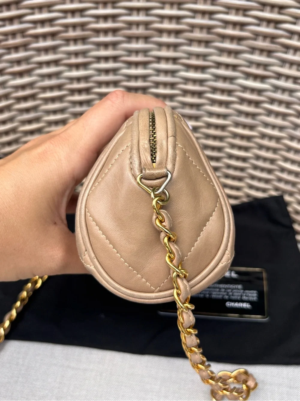 Authentic CHANEL 1988 vintage 24k gold lambskin tassel camera case